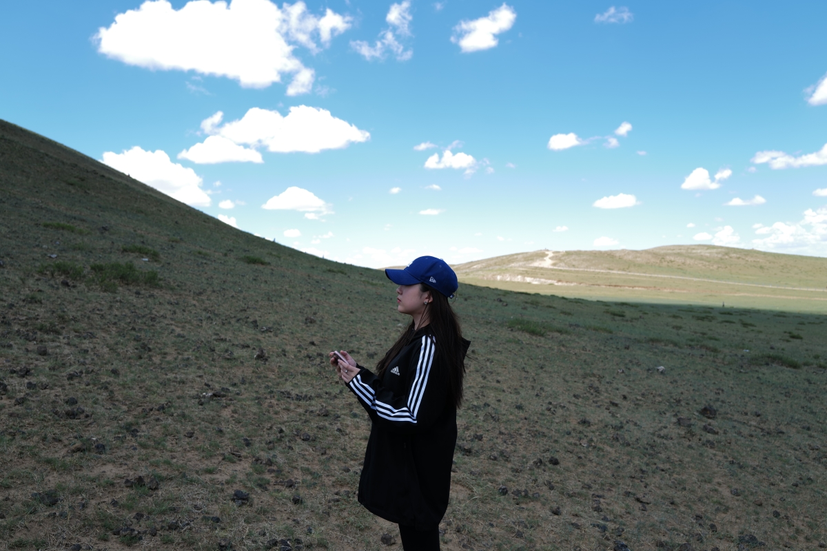 JiSoo exploring Inner Mongolia.