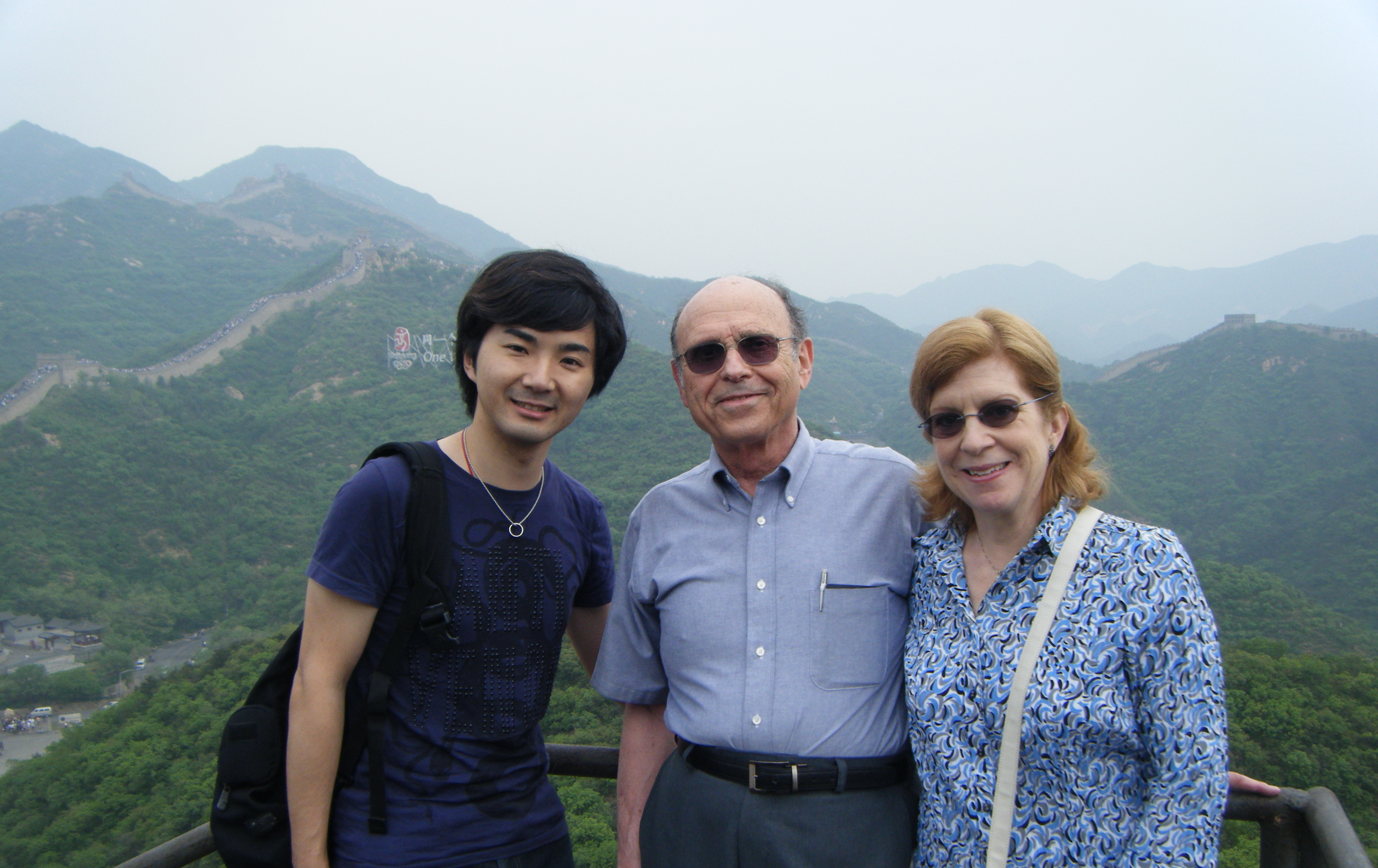 Shen Yiwen with his teacher, Samuel Adler in China