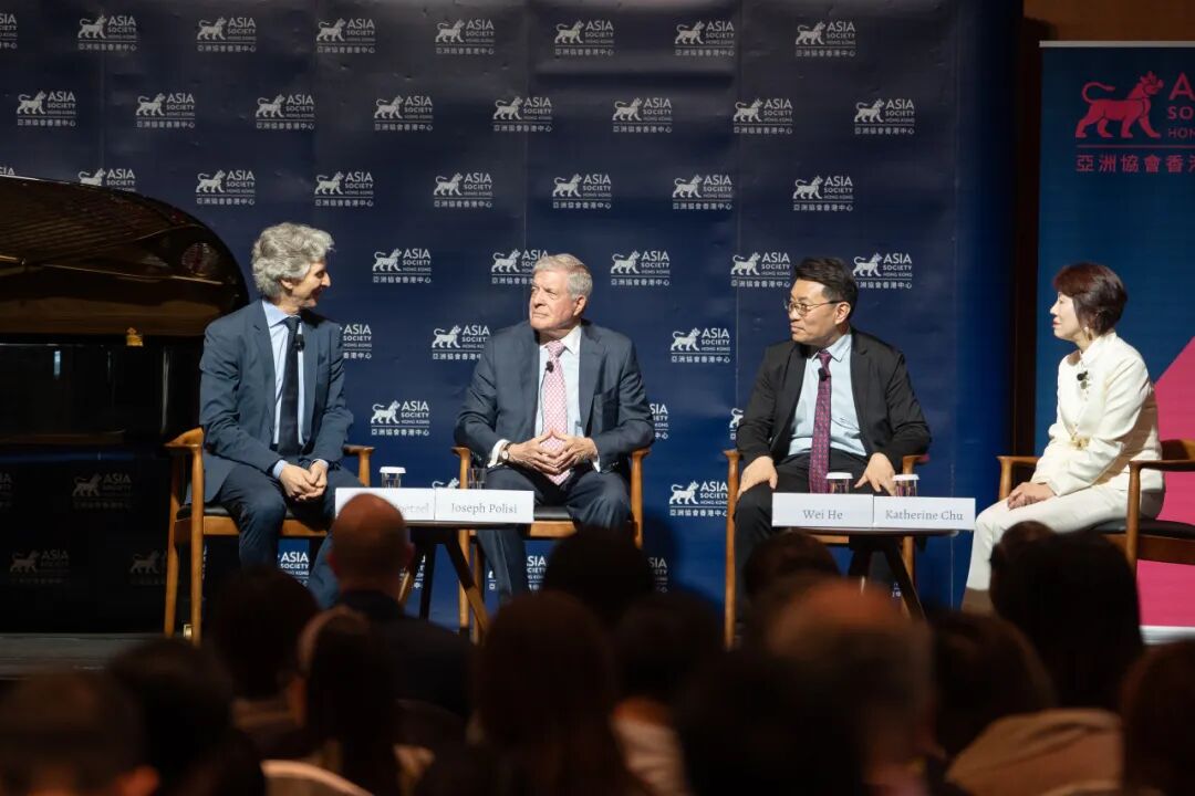 From left to right: Damian Woetzel, President of The Juilliard School; Joseph Polisi, President Emeritus of The Juilliard School; Wei He, CEO and Artistic Director of The Tianjin Juilliard School; and Katherine Chu, Dean of The Tianjin Juilliard School. 