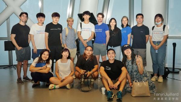 students group photo at Qingdao