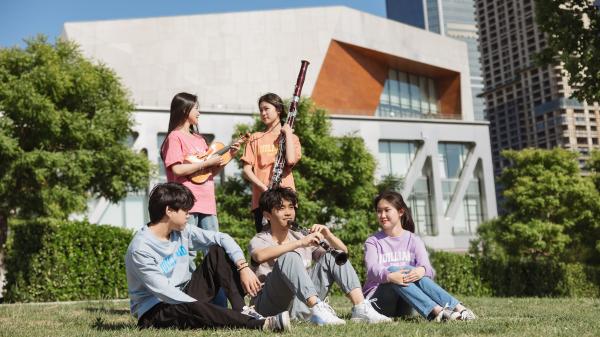 20240512 PC students wearing TJS T-shirt by TWAN VISION-8.jpg